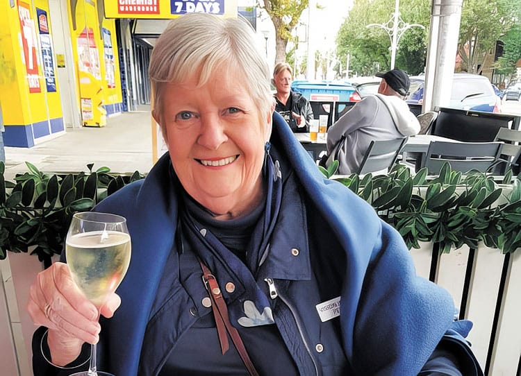 Moonta artist’s paintings go up for auction post image