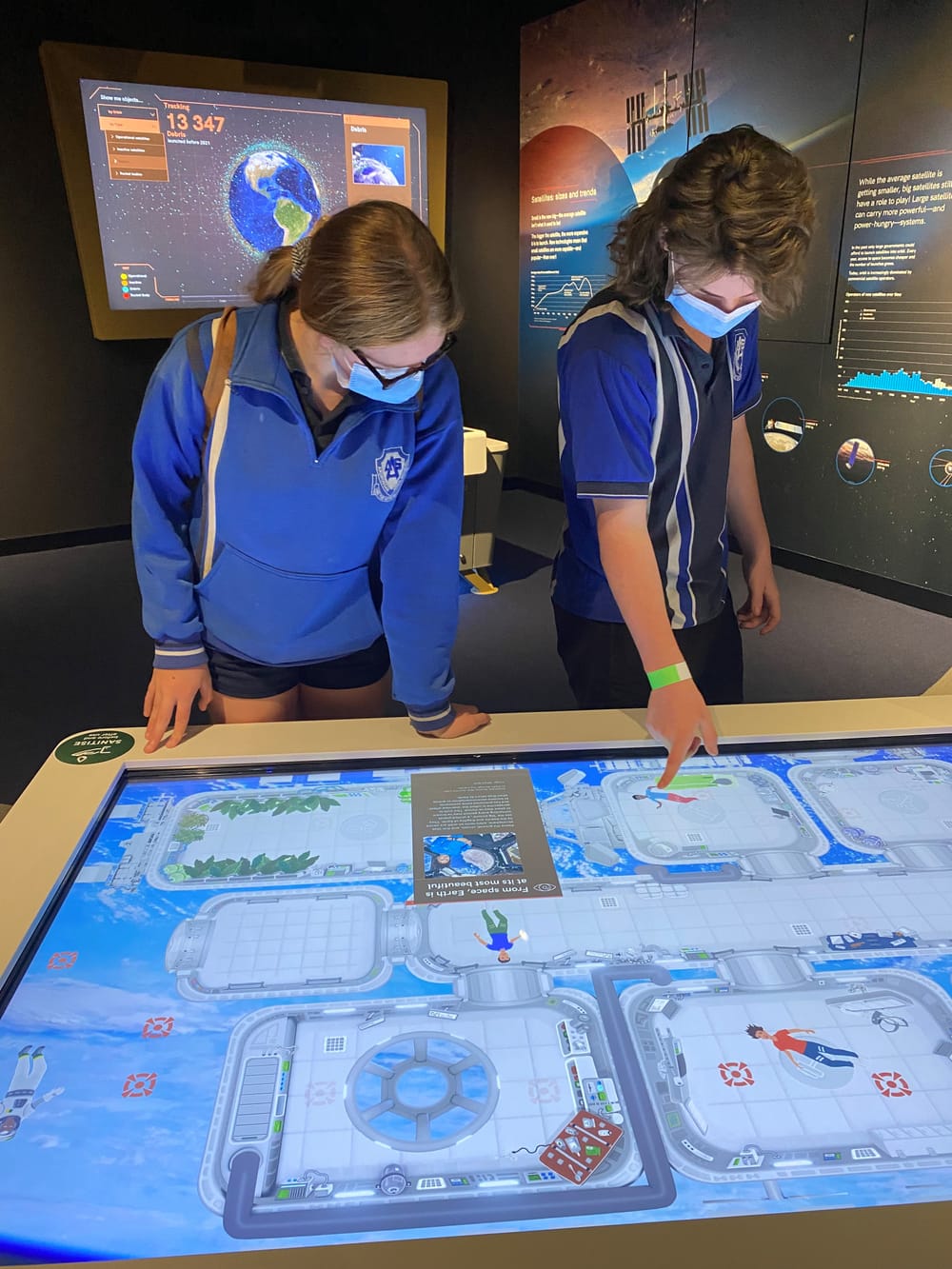 Lot Fourteen enthrals Ardrossan students post image