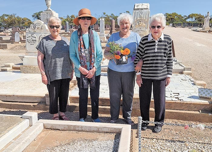 Ardrossan SACWA dressing the graves post image
