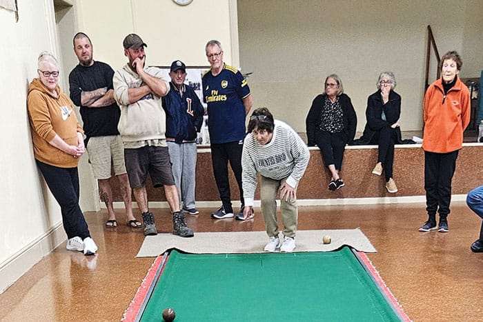 Cross Roads cush bowls post image