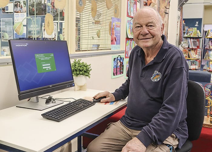 Free digital sessions help locals build their confidence online post image