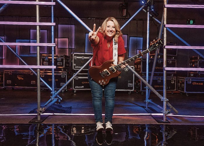 Tiffney Reynolds joins Graeme Hugo for hospital fundraiser post image