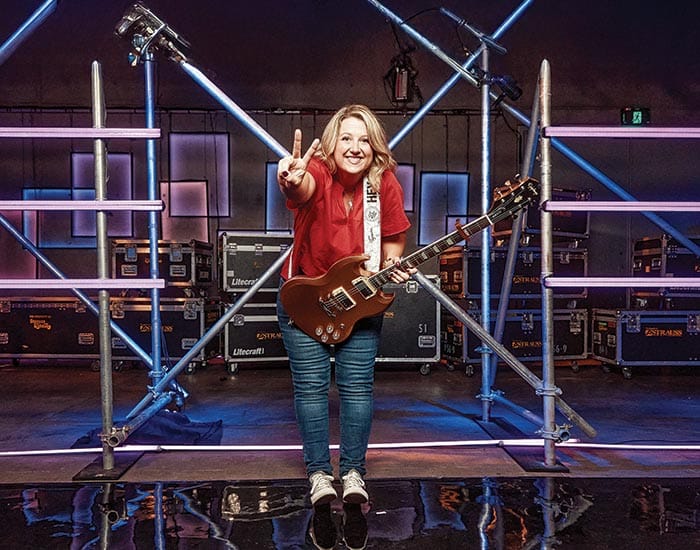 Tiffney turns four chairs post image