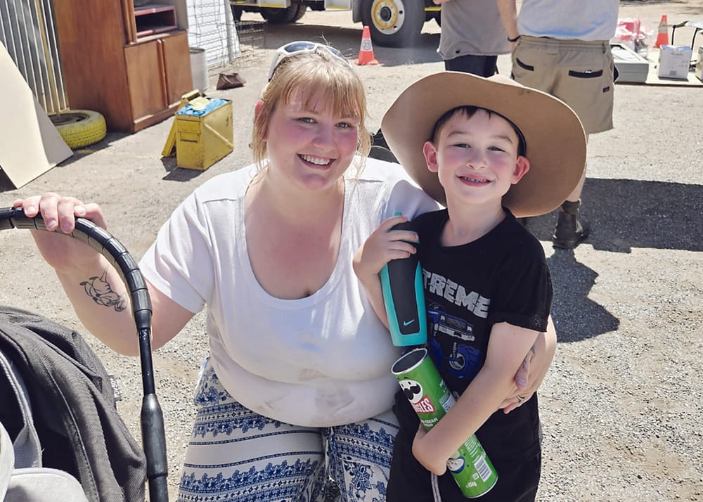 Red Hen a drawcard at Bute post image