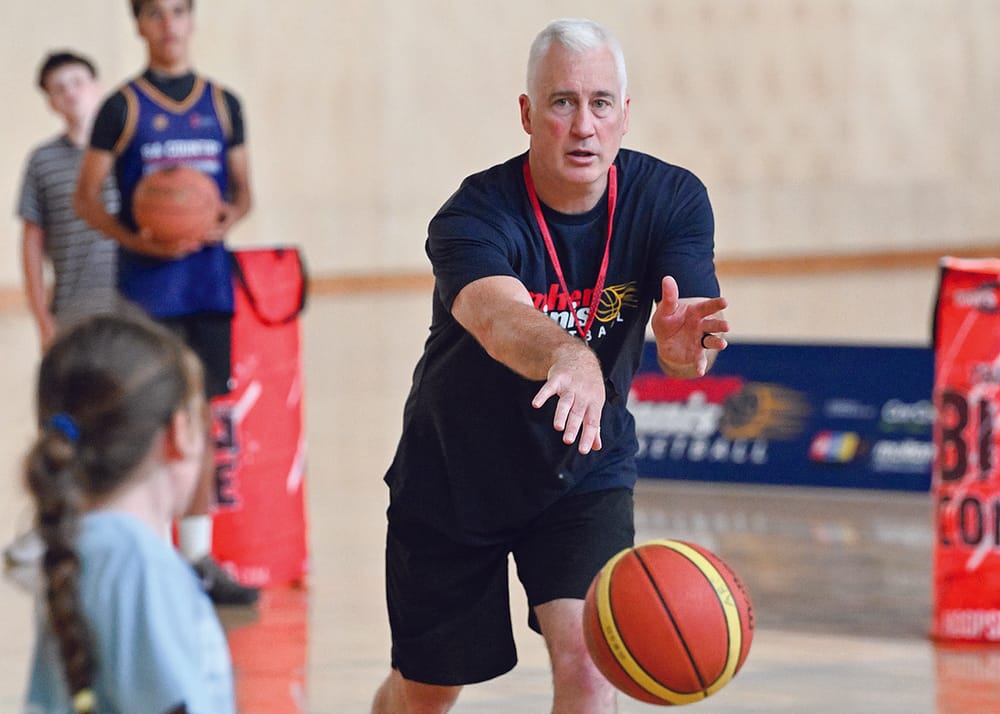 Basketball legends run junior clinic in Kadina post image