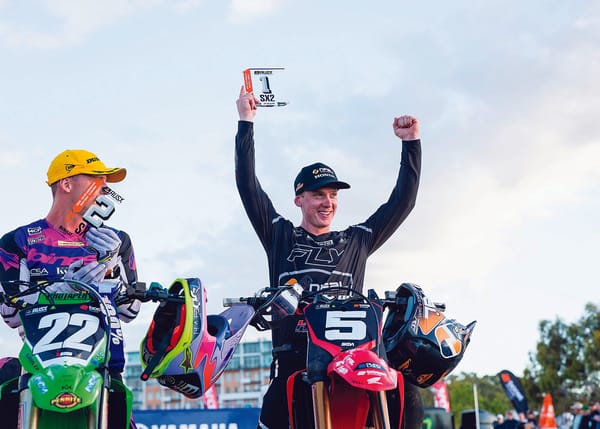 Larwood claims first in Adelaide, makes international debut post image